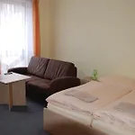 Sport With Garage Διαμέρισμα