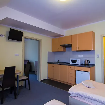 Apartmany Sport With Garage Apartment